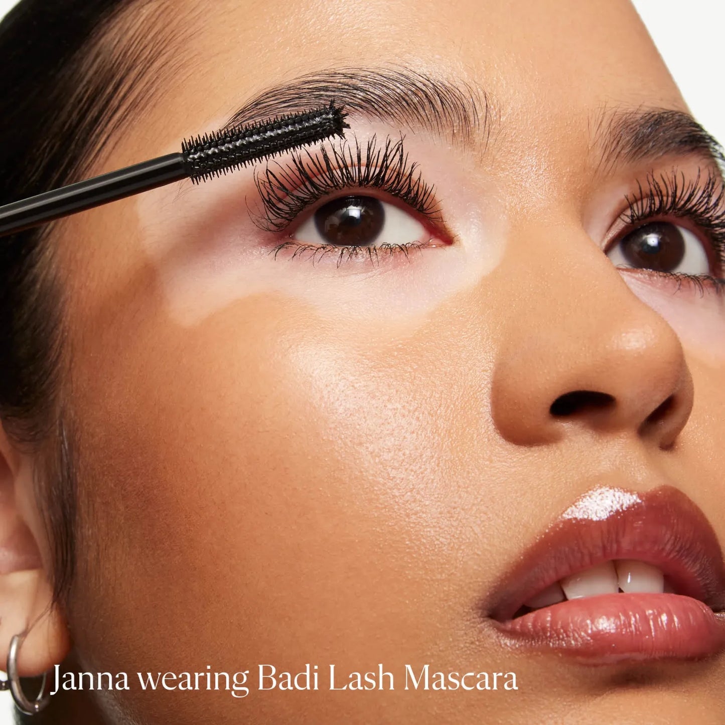 Kulfi Badi Lash Smudge Proof Volumizing Tubing Mascara
