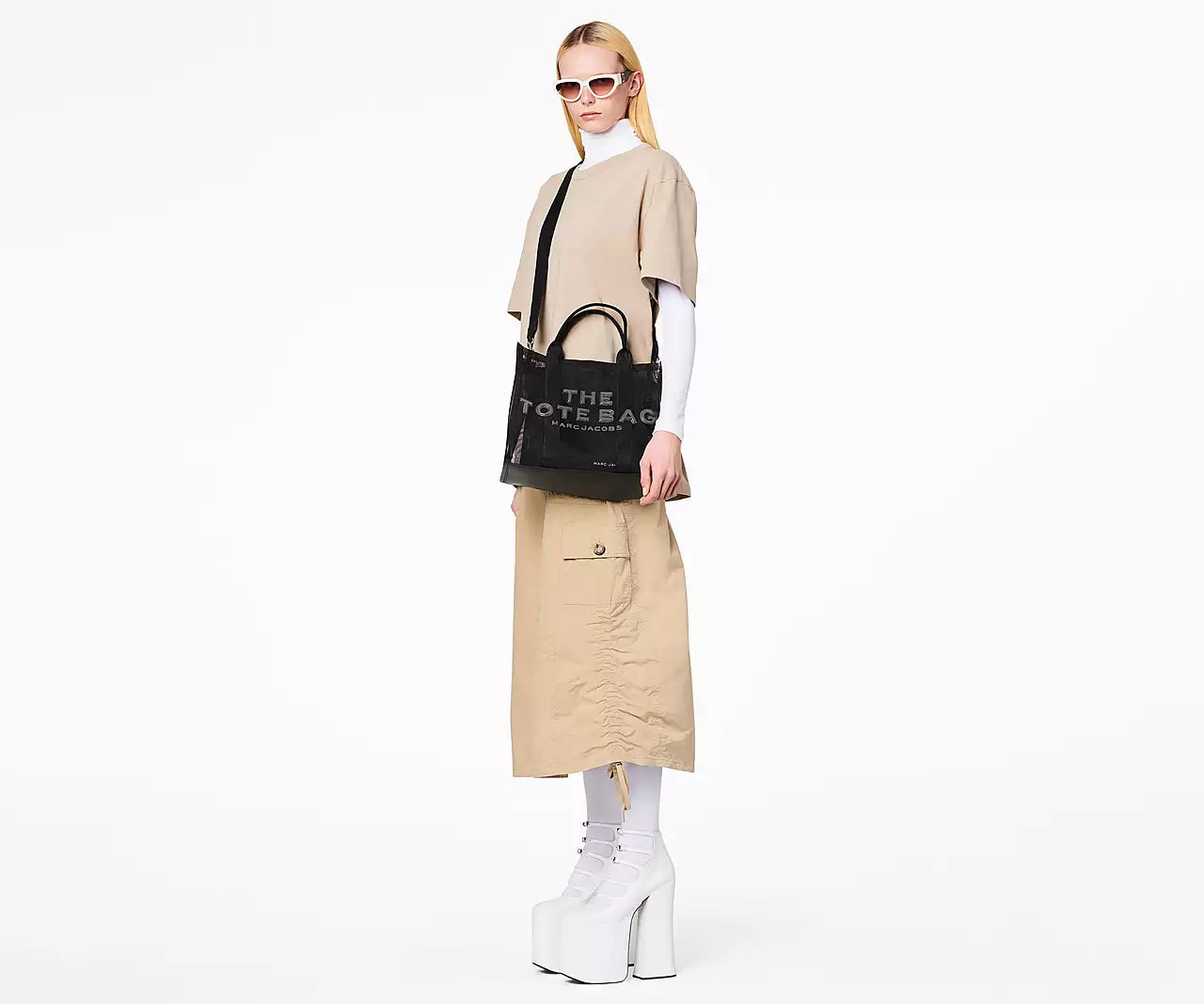 THE MESH MEDIUM TOTE BAG