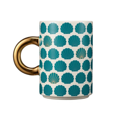 Taza de Ostras con Asa Dorada