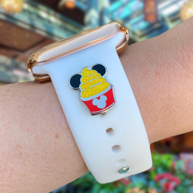 Apple Watch Charm Soft Ice Cream Mickey- Hecha a Mano