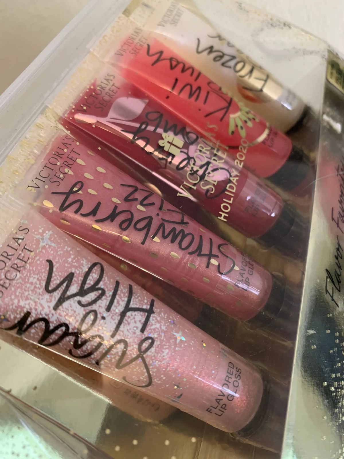 Lips Victoria Secret Holiday Edition