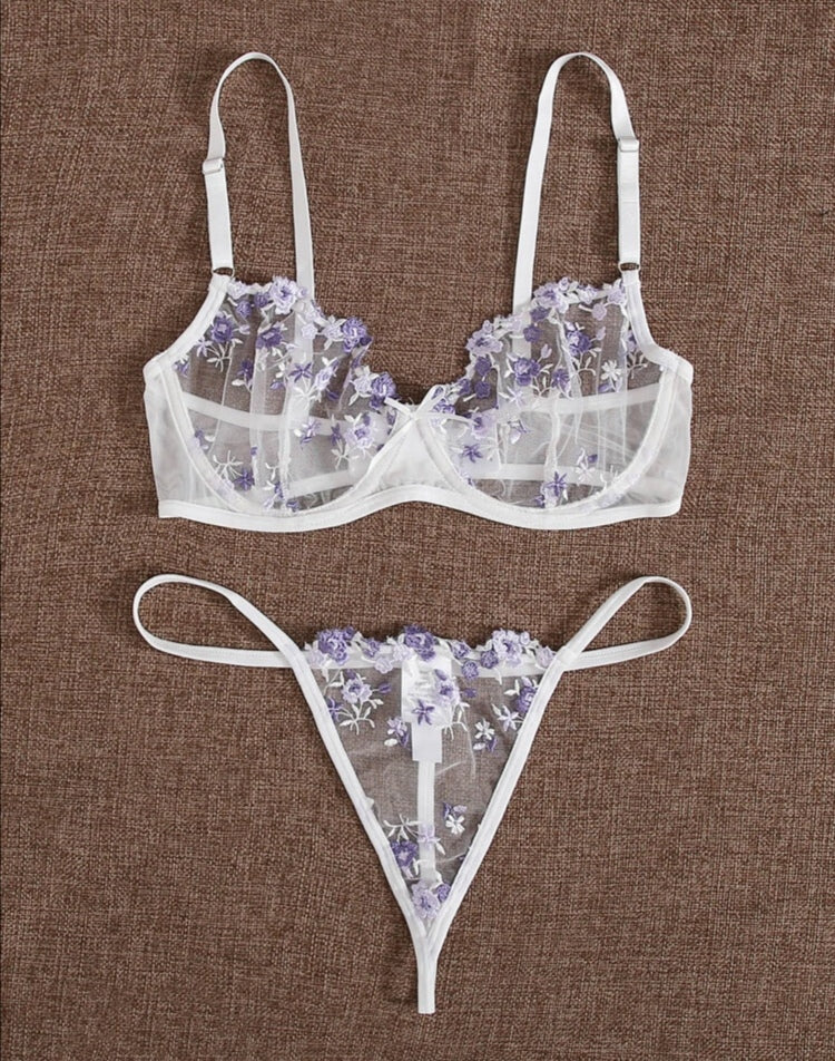 Lencería con bordado Floral-Lila