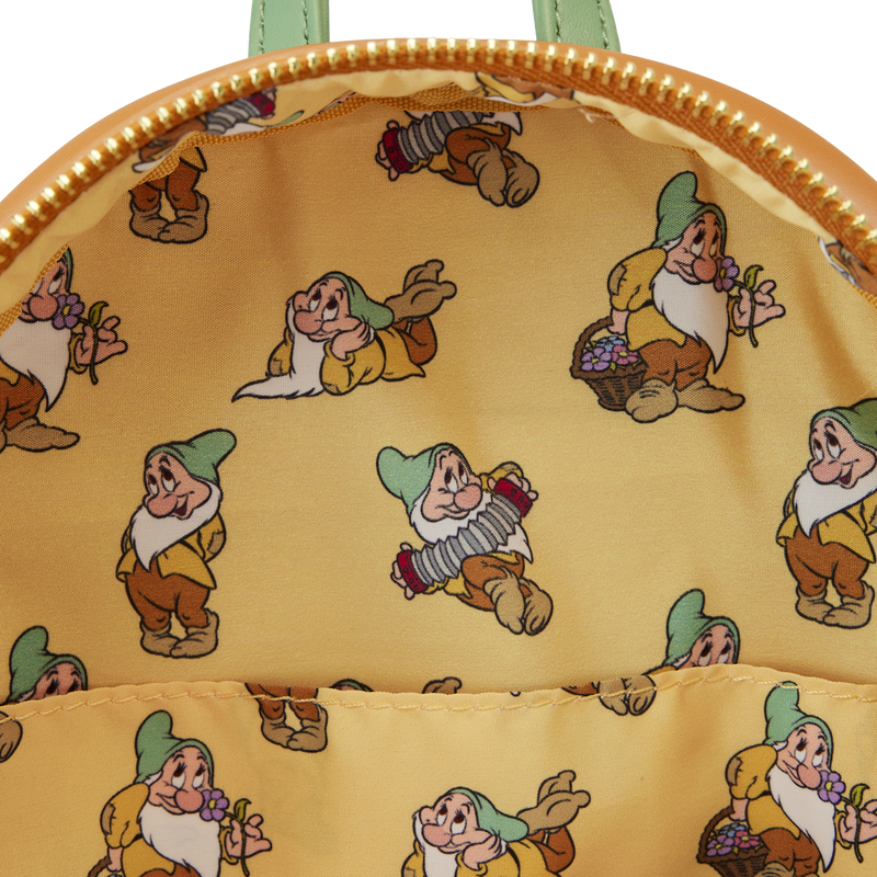 Snow White and the Seven Dwarfs Bashful Lenticular Mini Backpack