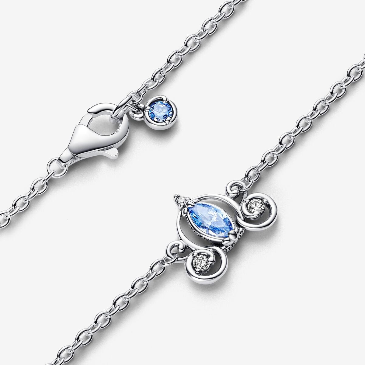Disney Cinderella's Carriage Collier Necklace