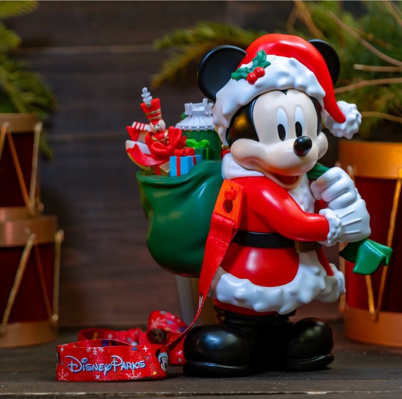 Mickey Mouse Santa Sipper - Envio Expres GRATIS