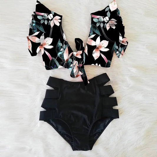 Traje de baño negro con cintura alta