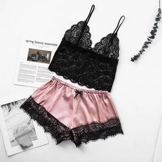 pijama dos piezas seda y encaje rosa con negro