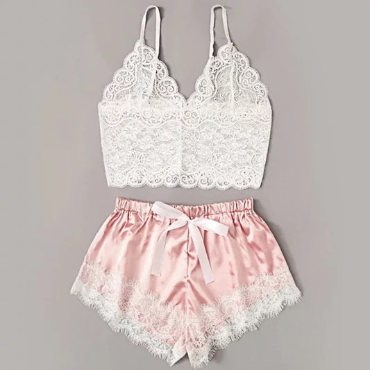 pijama dos piezas seda y encaje rosa pastel