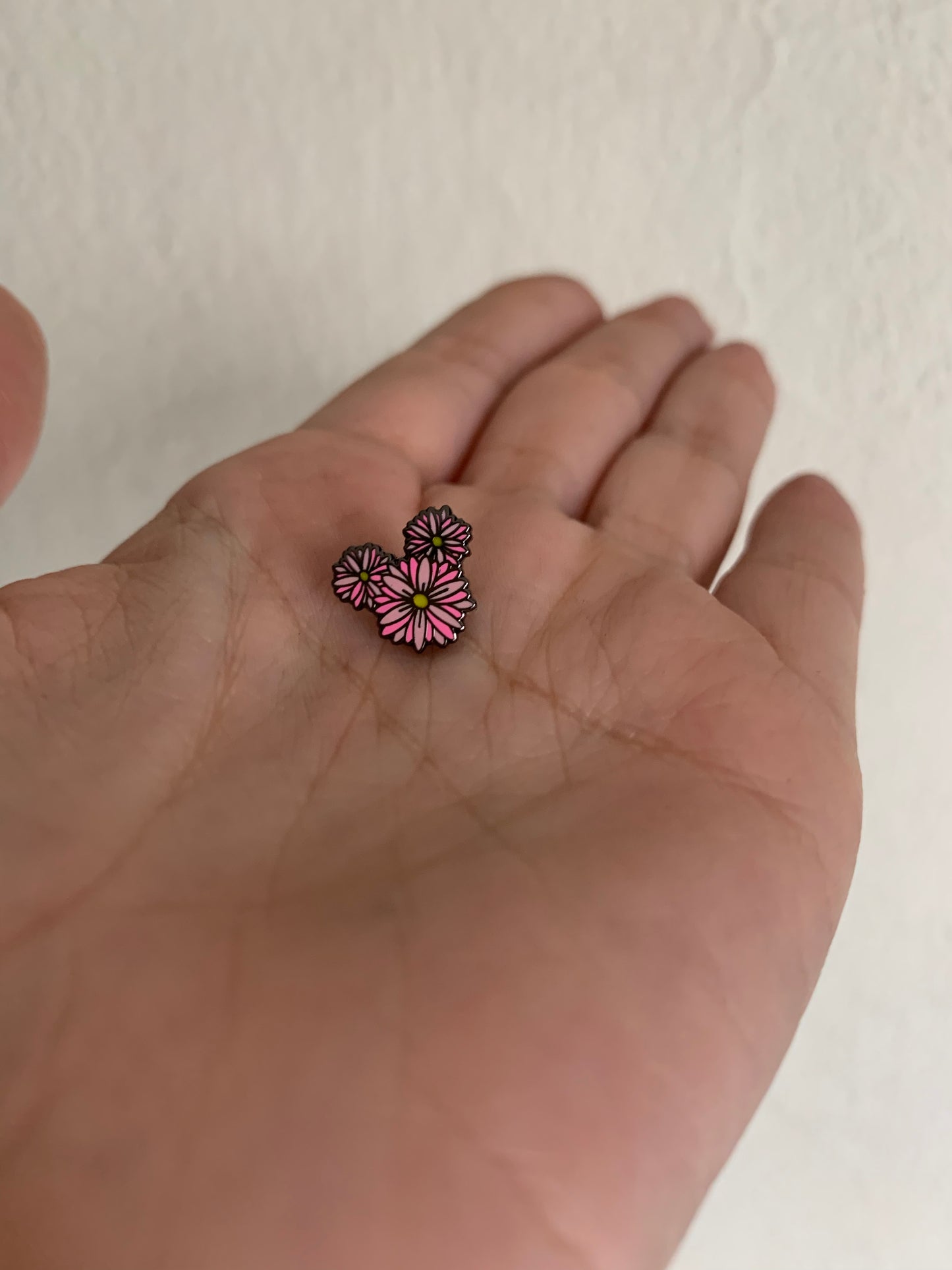 CHARM MICKEY FLORES PRIMAVERA APPLE