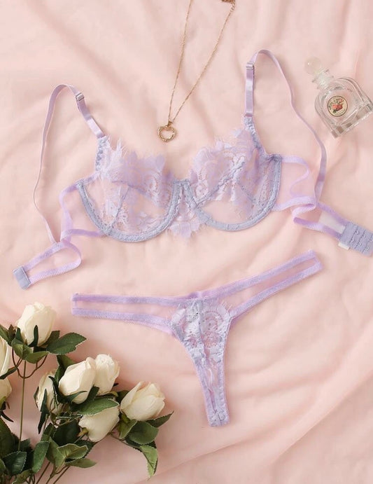 Conjunto bra y panty encaje lila