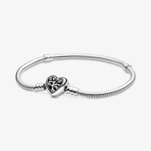 Pandora Moments ~ Family Tree Heart Clasp Snake Chain Bracelet