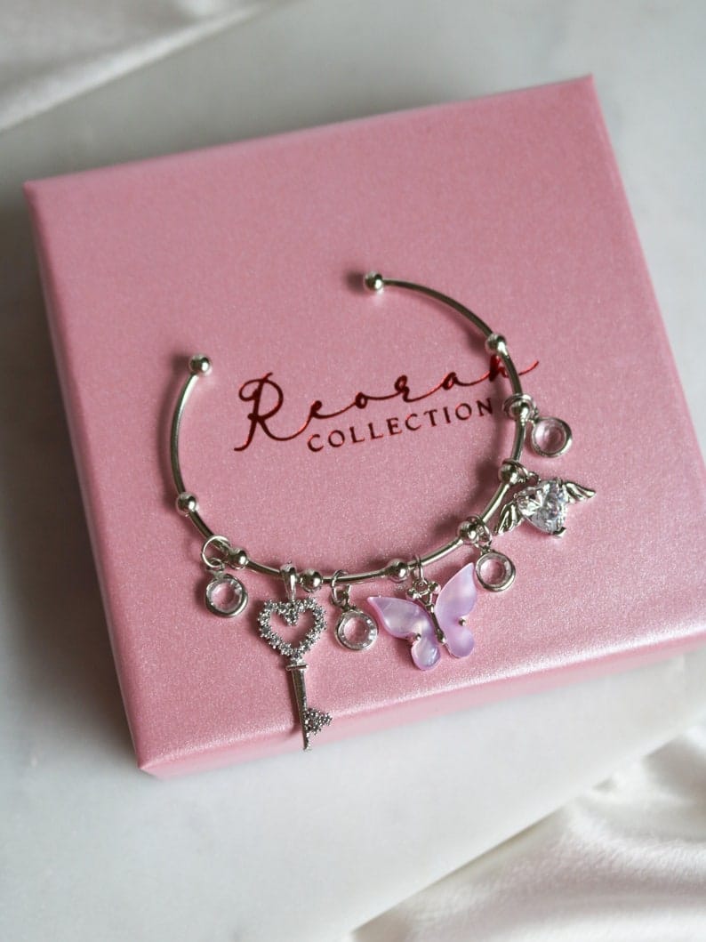 Pulsera con Charms Barbie