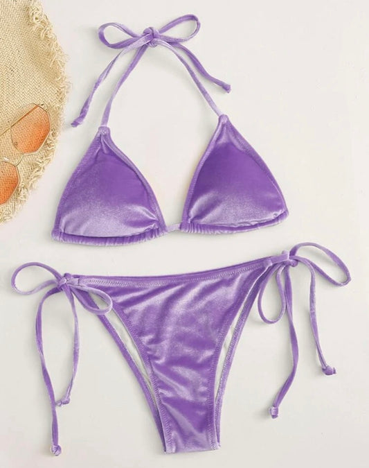 Bikini de terciopelo lila