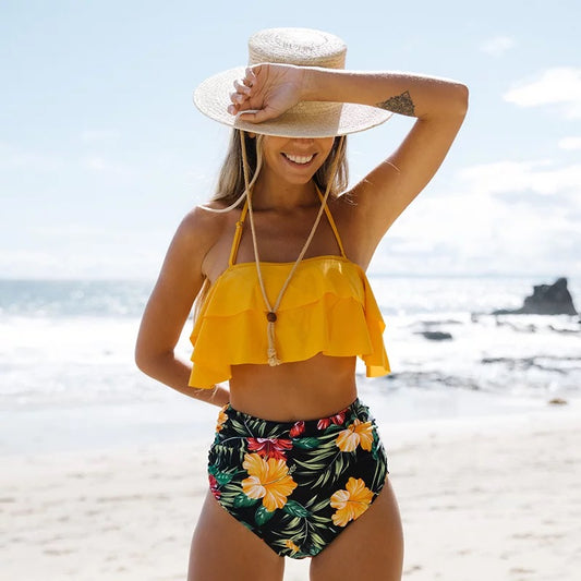 Traje de baño dos piezas top con Olán amarillo