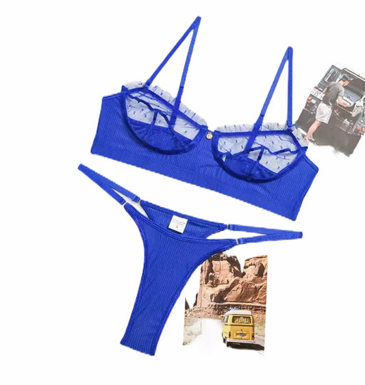 Set lencería semi transparente con detalle metálico azul