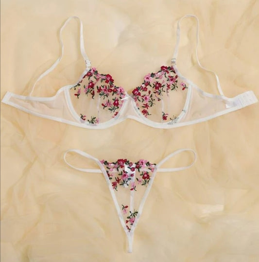 Lencería con bordado Floral-Rosa con rojo