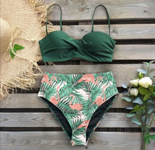 Traje de Baño~ Bikini Bandeau Verde Flamingos